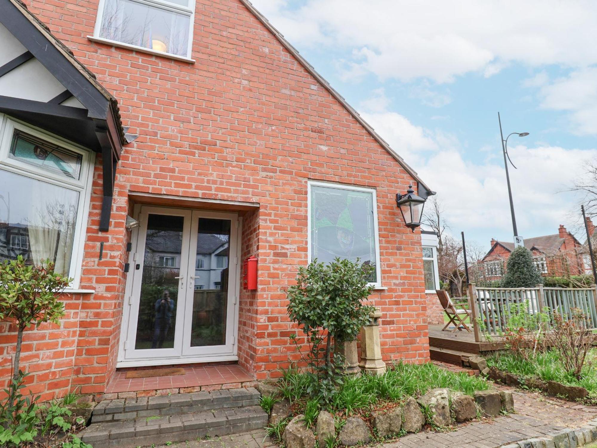 Dragon'S Den Apartment Chester Exterior foto